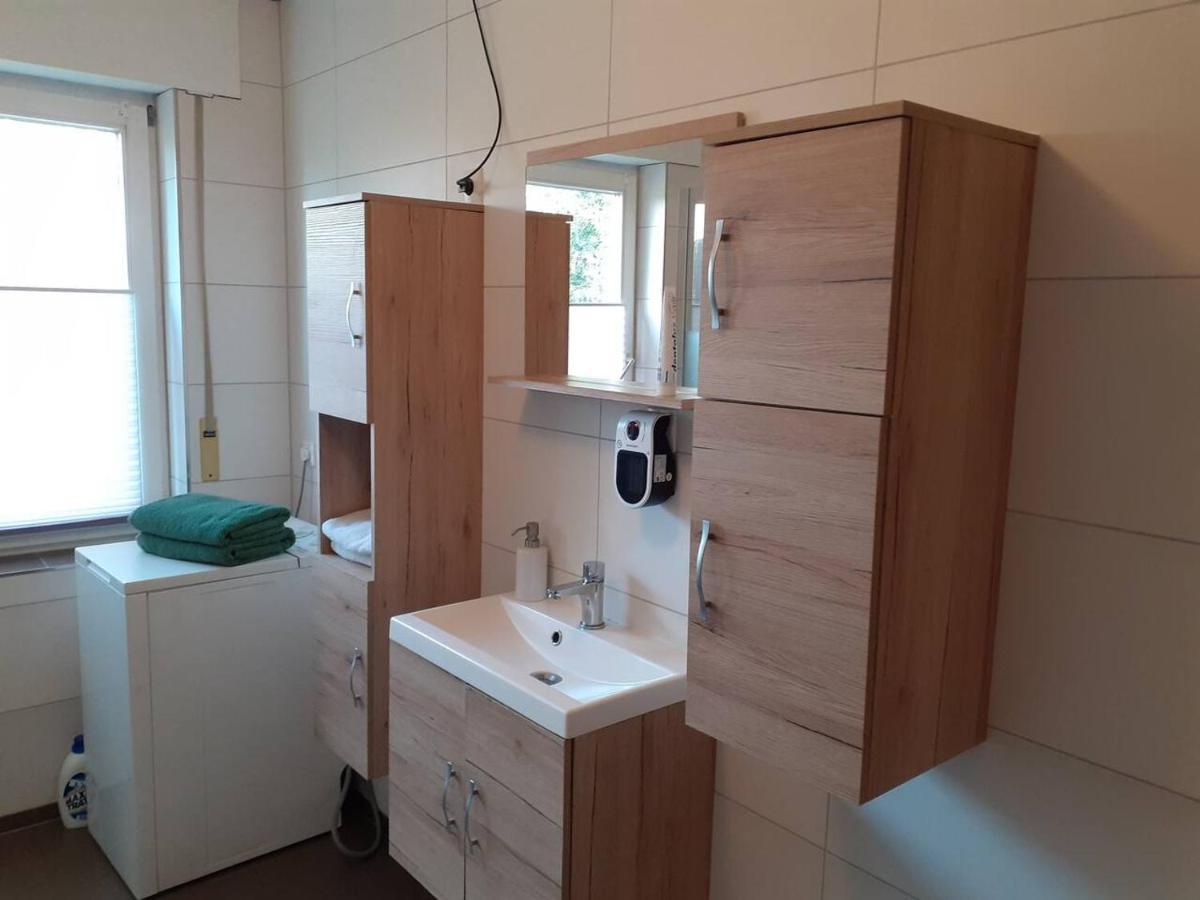 Zum Hoambarg, Kitchen, Balcony, Bathroom Uelsen ภายนอก รูปภาพ