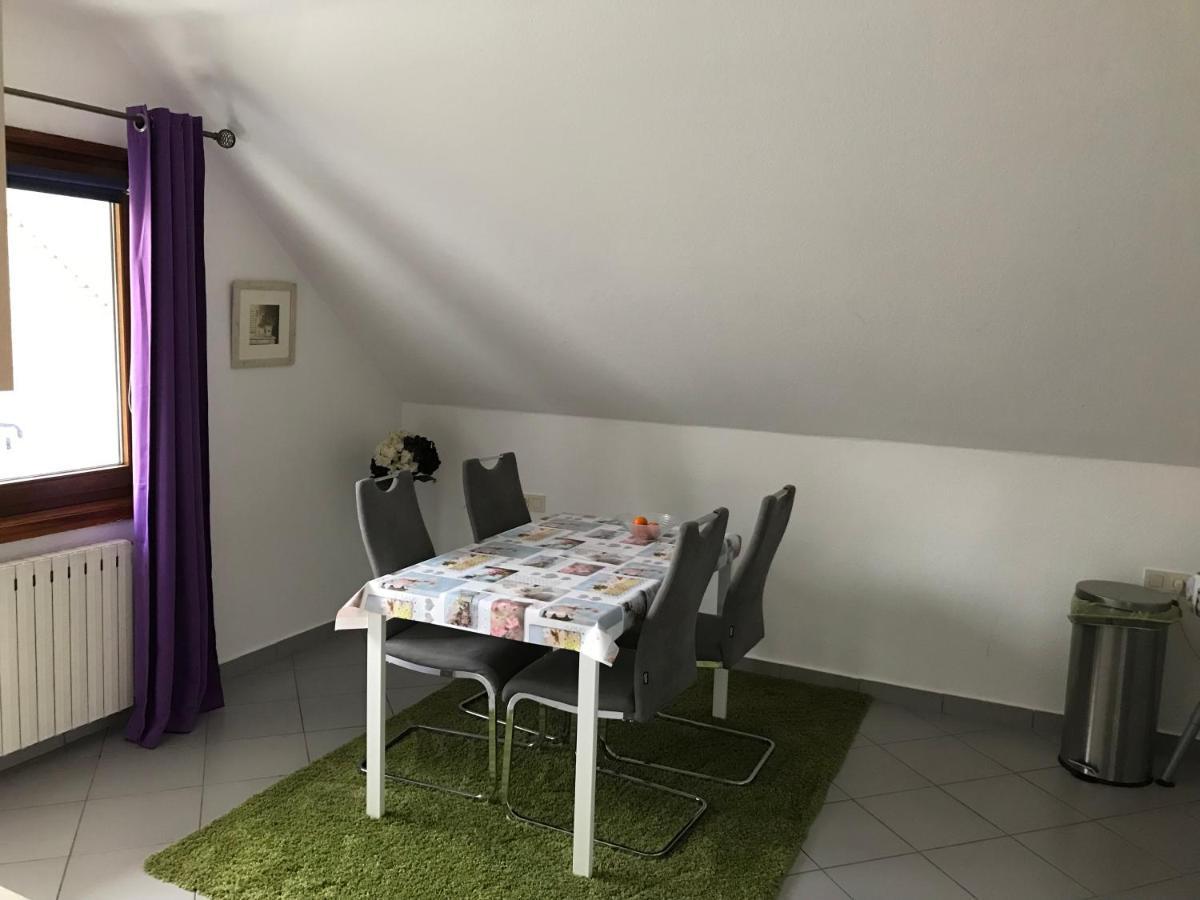 Zum Hoambarg, Kitchen, Balcony, Bathroom Uelsen ภายนอก รูปภาพ